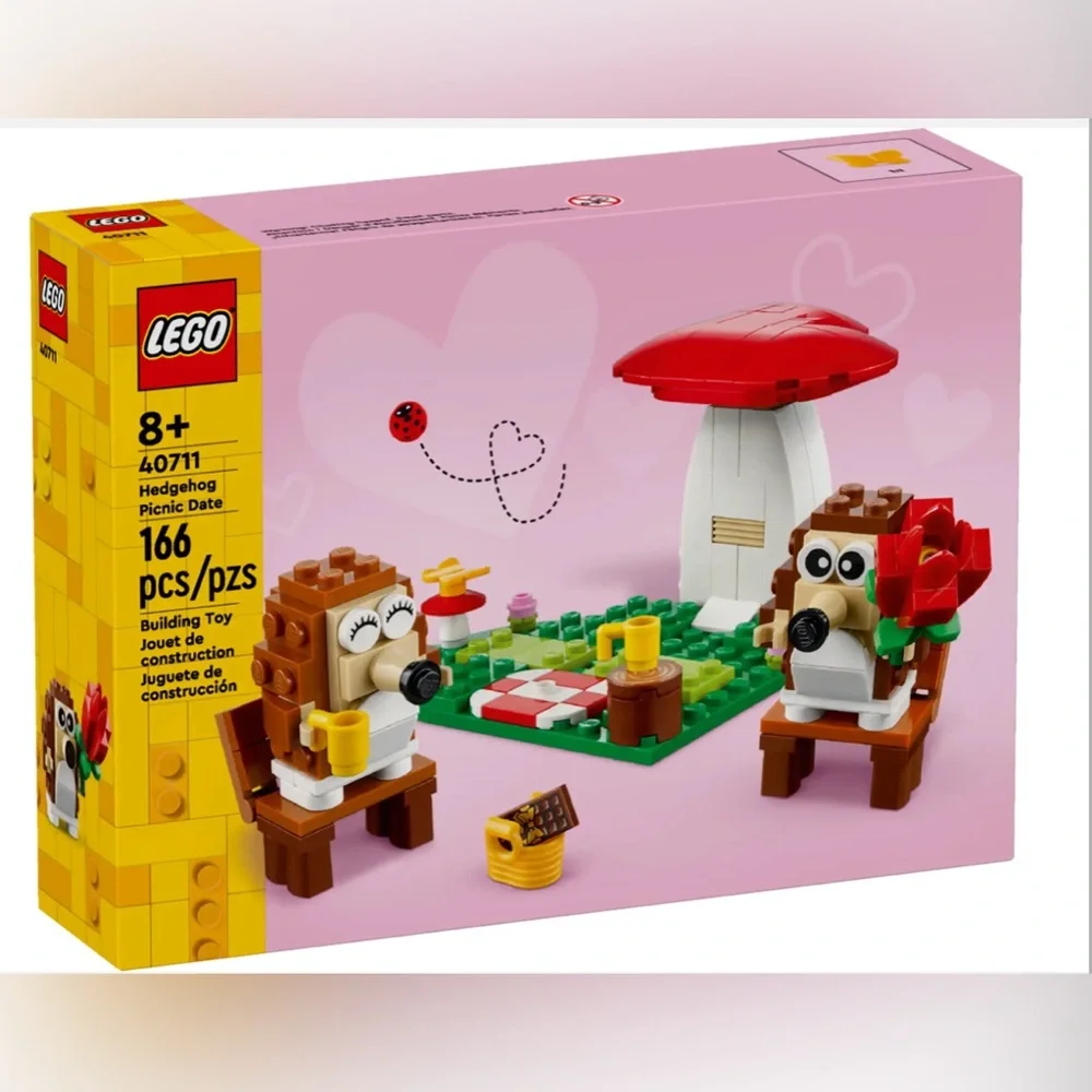 LEGO Hedgehog Picnic Date #40711 NEW